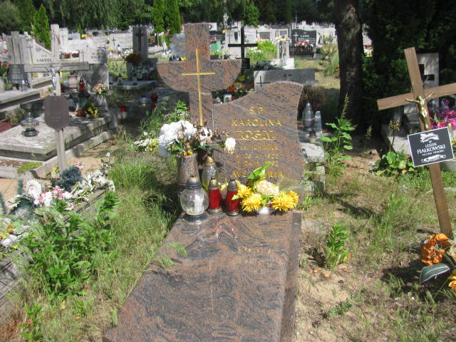 Grób Karolina Rogal