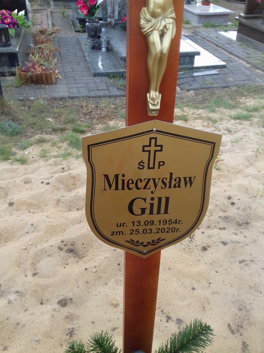 Grób MIECZYSŁAW GILL
