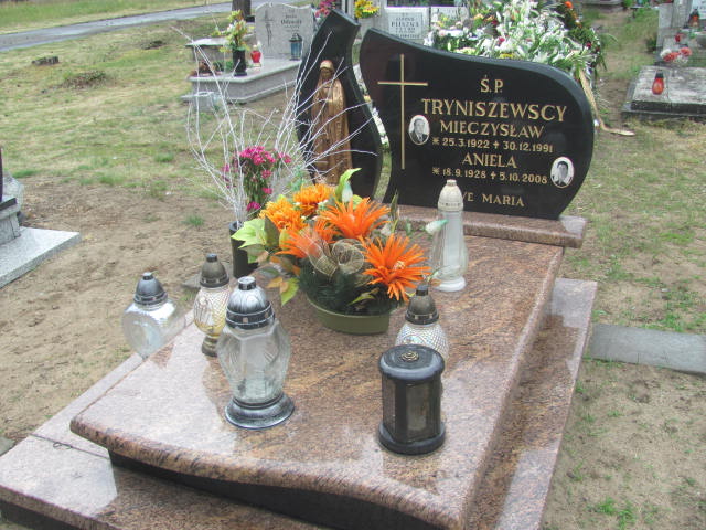 Grób Mieczysław Tryniszewskl