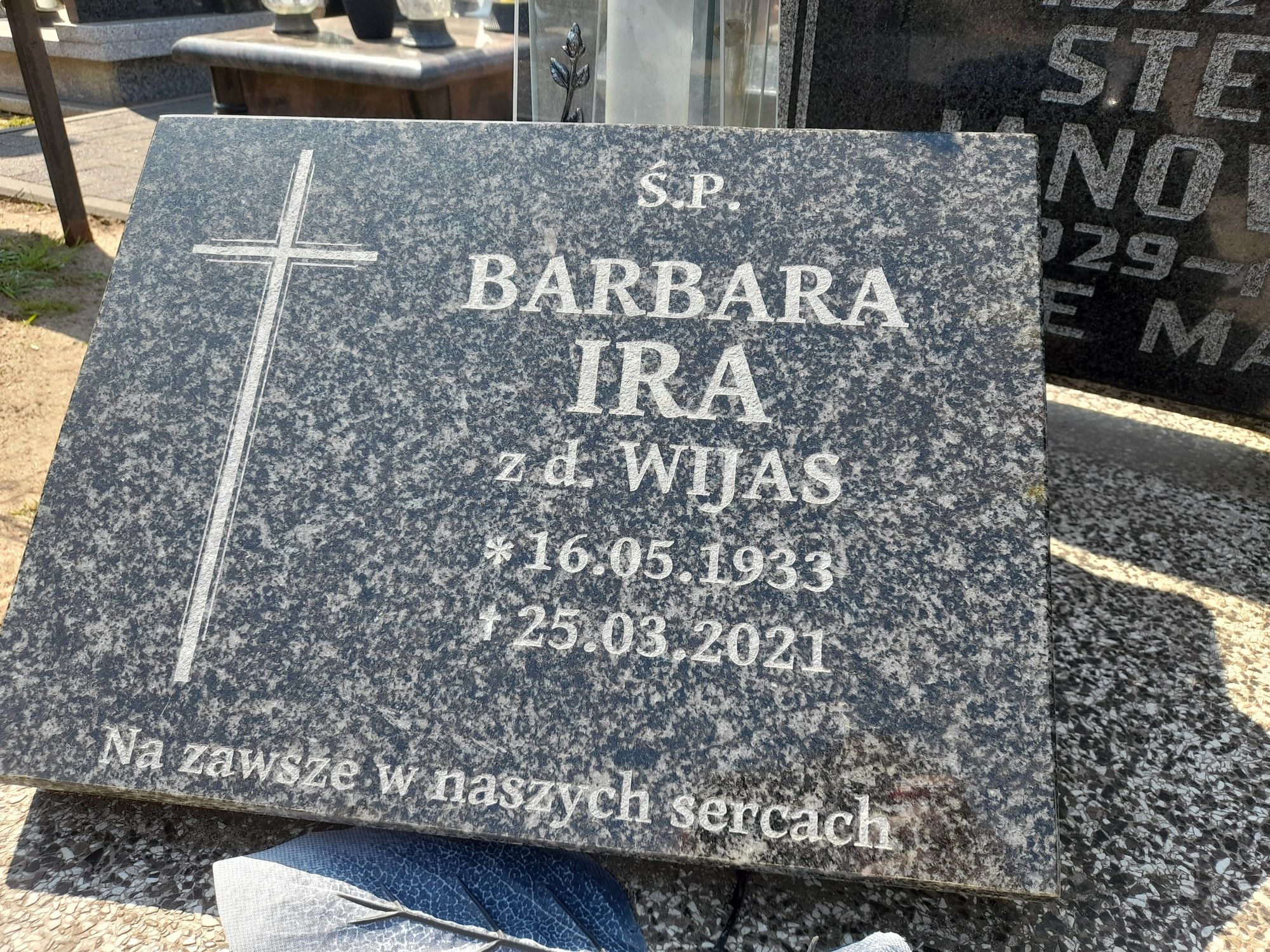Grób Barbara Ira 