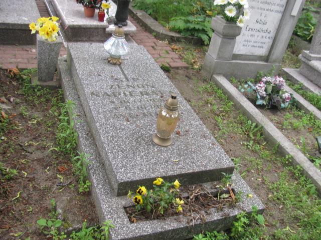 Grób Stanisław Włodarczak