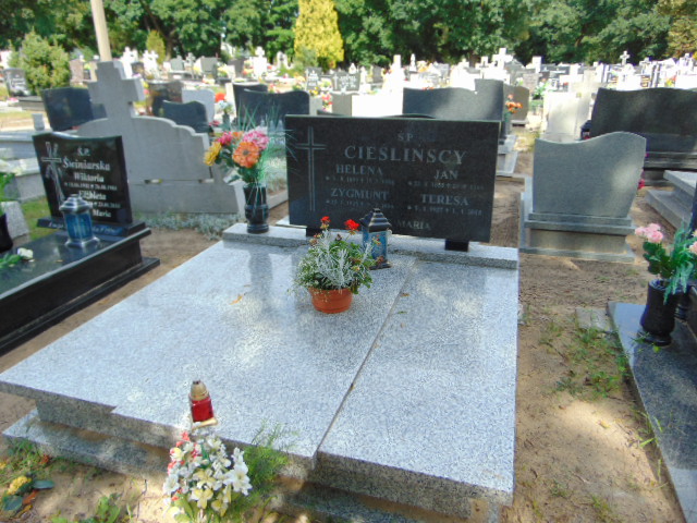 Grób Helena Cieślińska