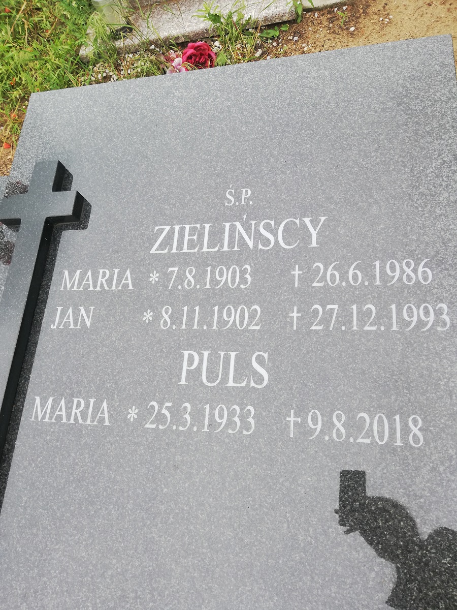 Grób MARIA PULS